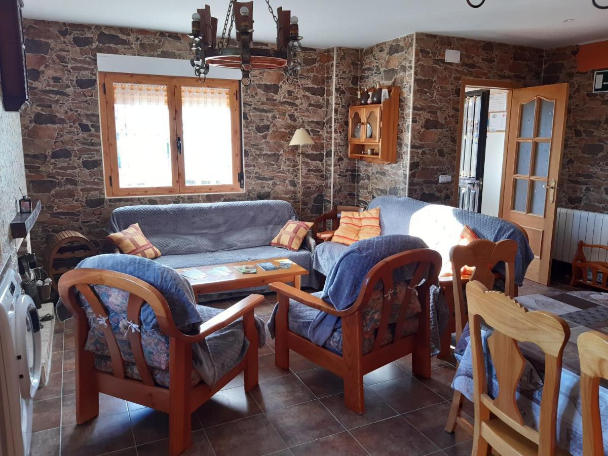 Casa Rural Mi Descanso Valdefuentes de Sangusin Exterior foto
