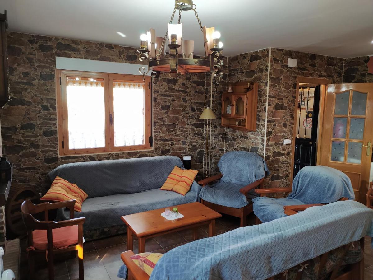 Casa Rural Mi Descanso Valdefuentes de Sangusin Exterior foto