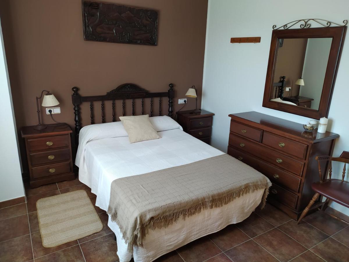 Casa Rural Mi Descanso Valdefuentes de Sangusin Exterior foto