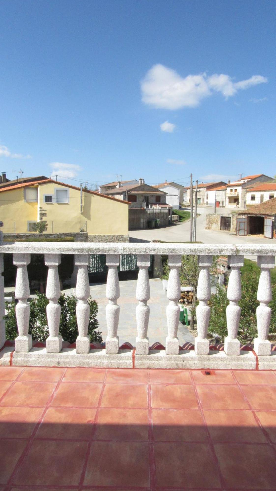Casa Rural Mi Descanso Valdefuentes de Sangusin Exterior foto
