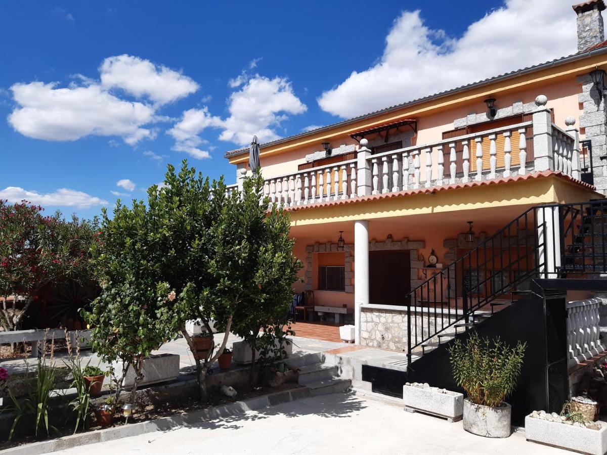 Casa Rural Mi Descanso Valdefuentes de Sangusin Exterior foto
